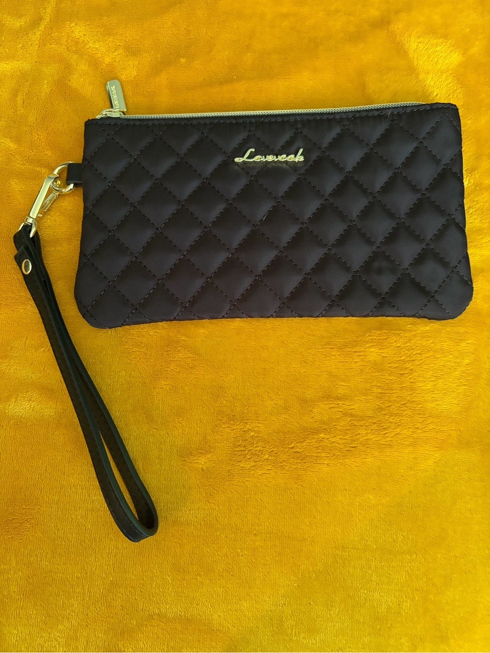 Lovevook Quilted Black Nylon Wristlet Cosmetic Travel Pouch Zip Clutch